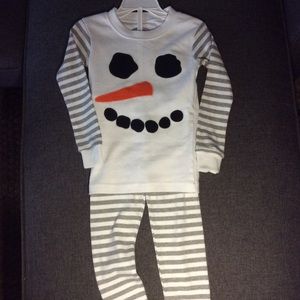 Boy’s snowman pajamas
